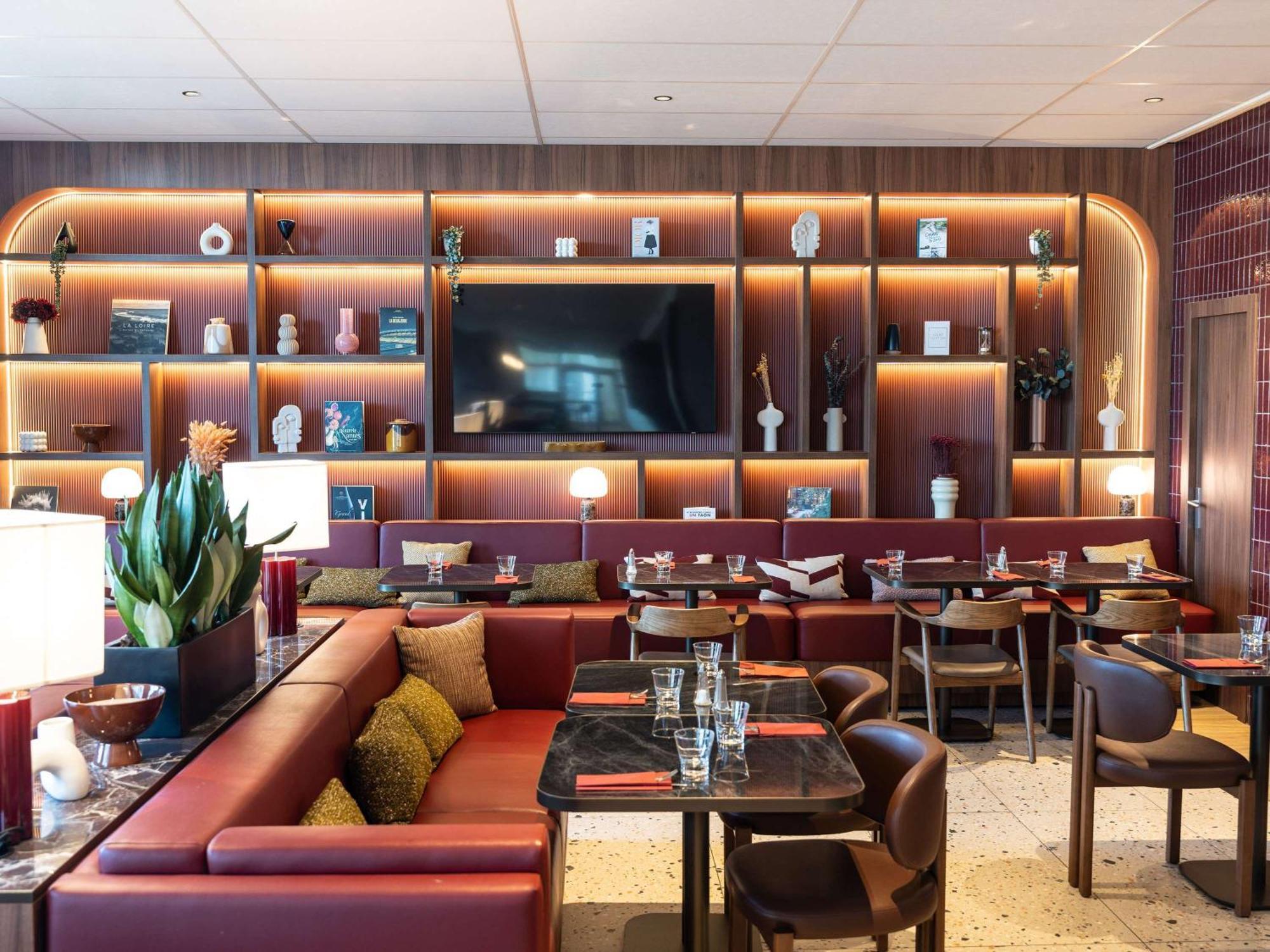 Novotel Nantes Centre Bord De Loire Zewnętrze zdjęcie