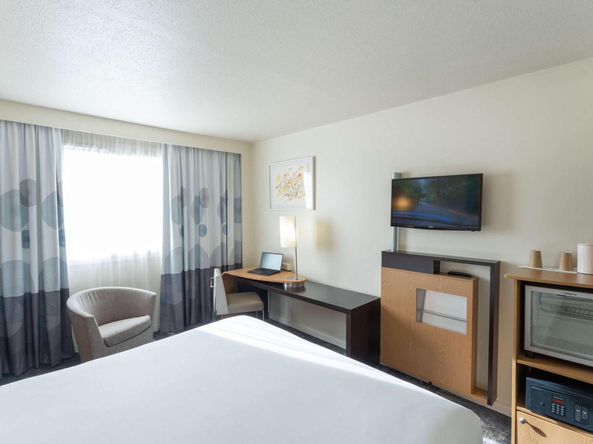 Novotel Nantes Centre Bord De Loire Zewnętrze zdjęcie