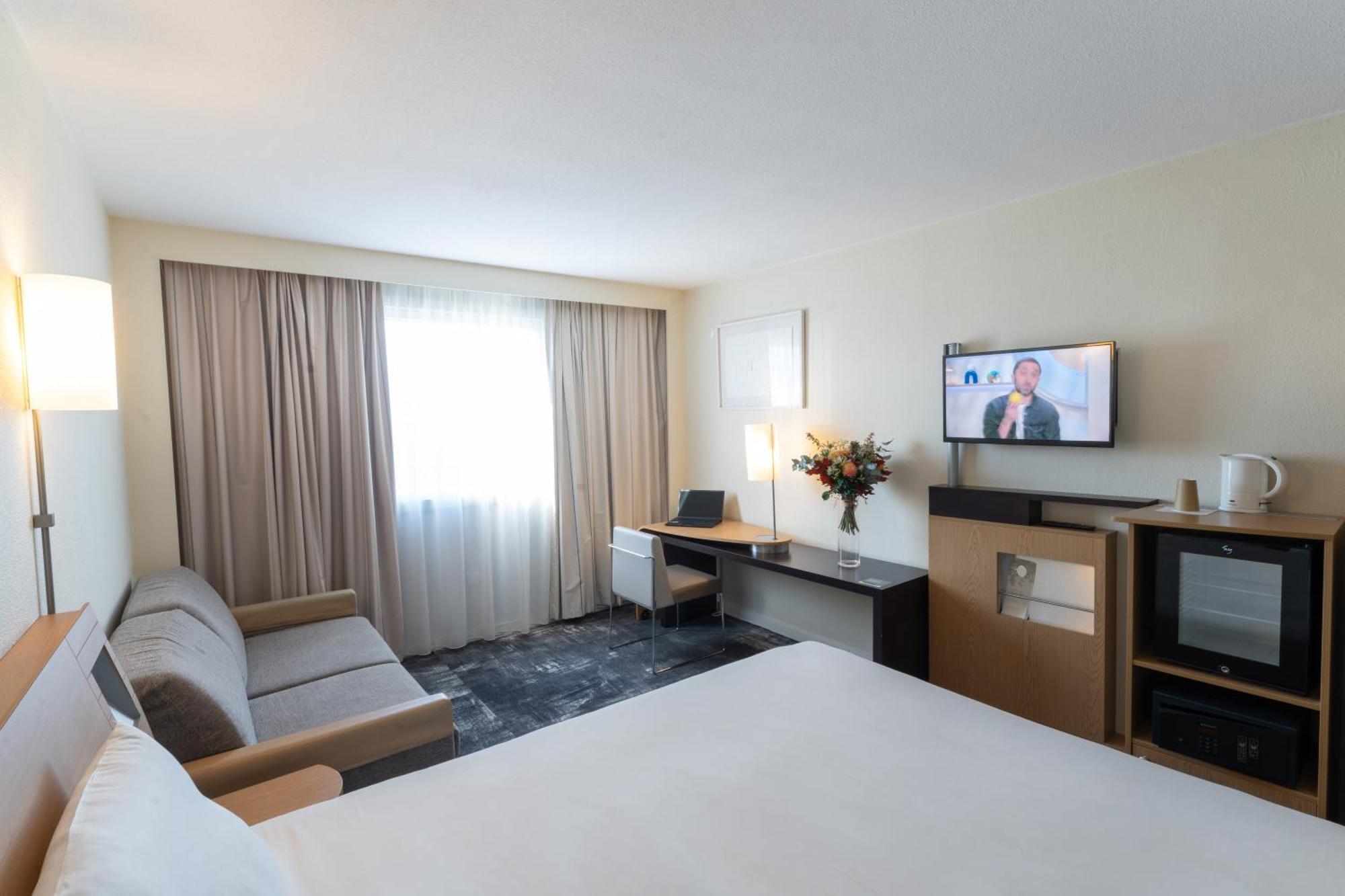 Novotel Nantes Centre Bord De Loire Zewnętrze zdjęcie