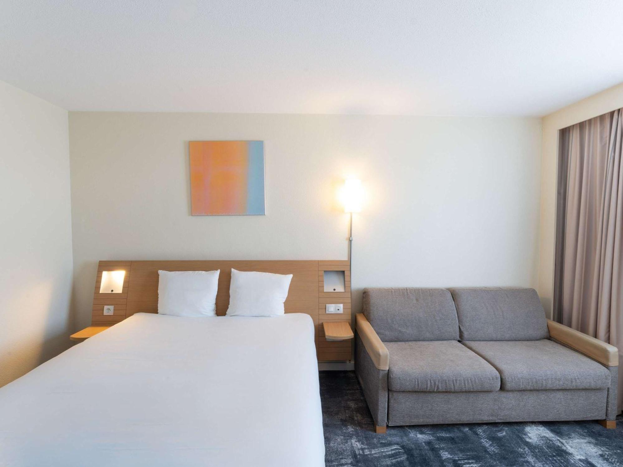 Novotel Nantes Centre Bord De Loire Zewnętrze zdjęcie