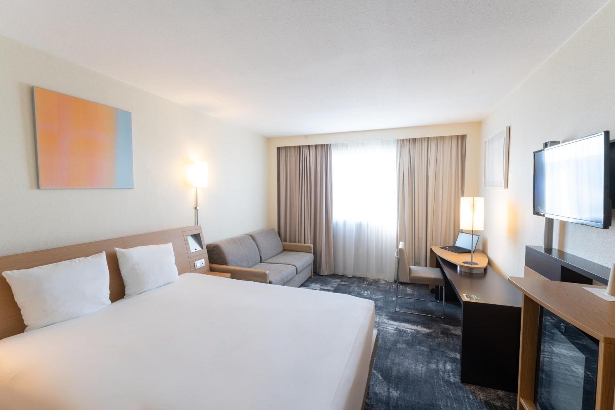 Novotel Nantes Centre Bord De Loire Zewnętrze zdjęcie