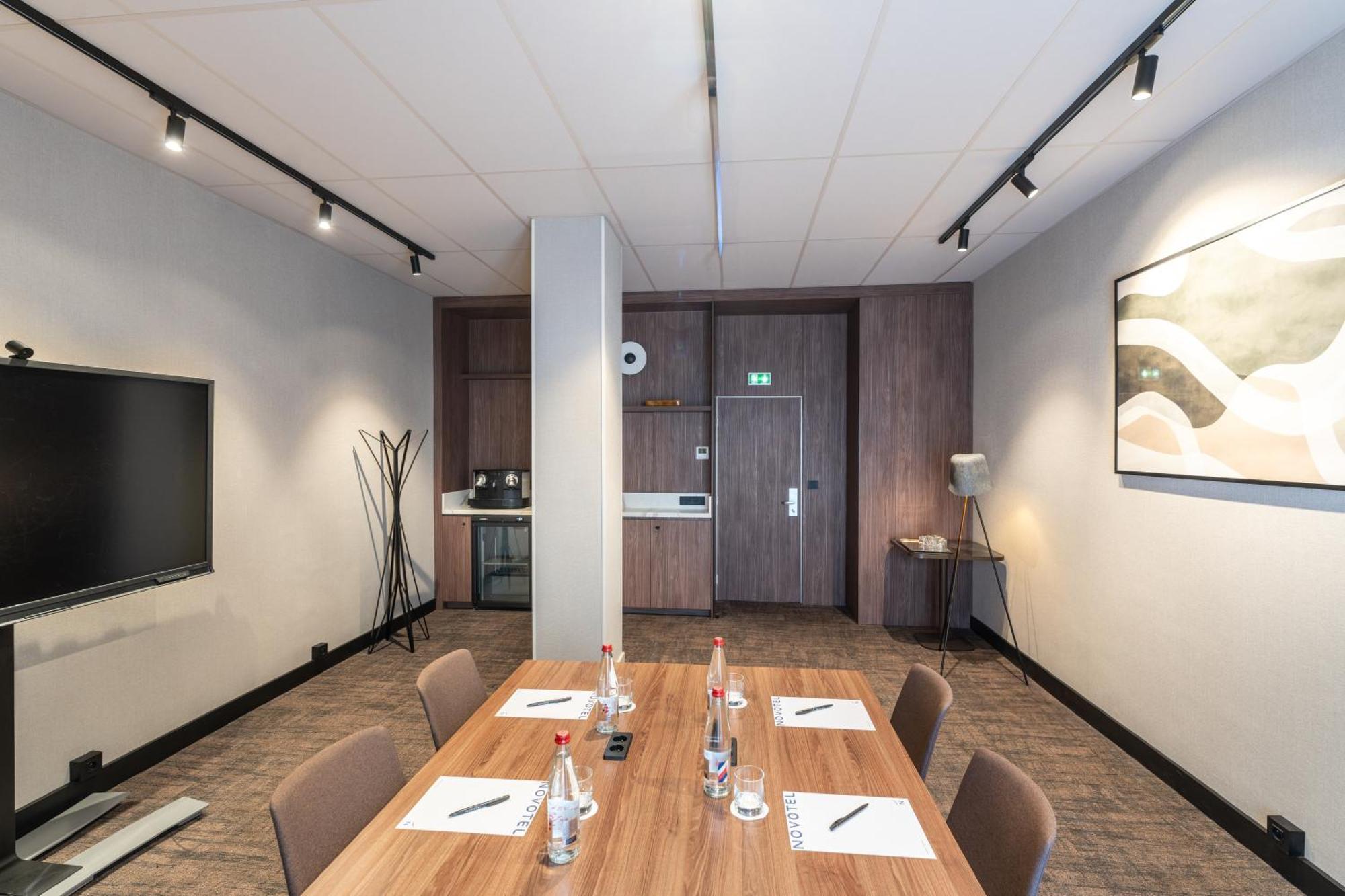 Novotel Nantes Centre Bord De Loire Zewnętrze zdjęcie