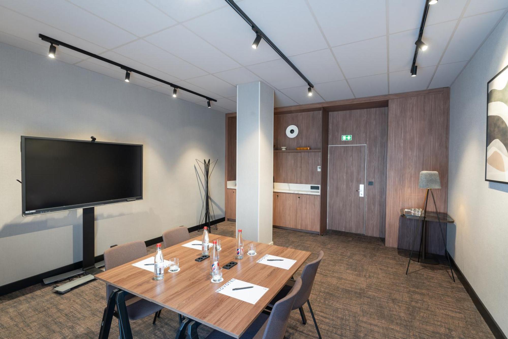 Novotel Nantes Centre Bord De Loire Zewnętrze zdjęcie
