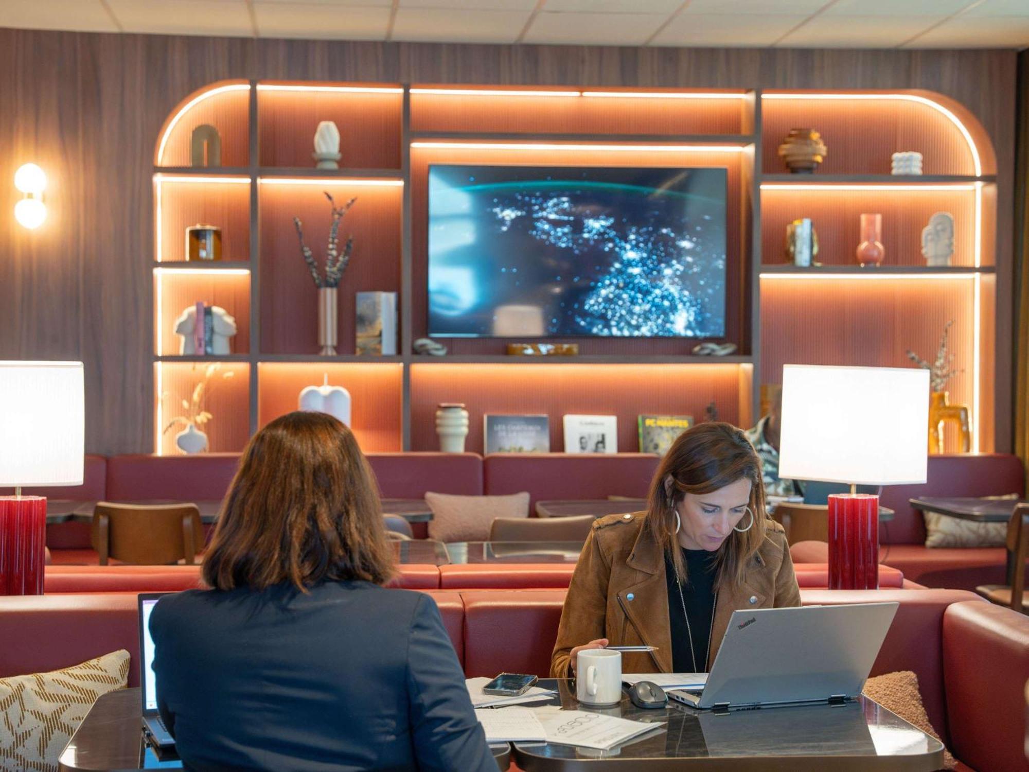 Novotel Nantes Centre Bord De Loire Zewnętrze zdjęcie